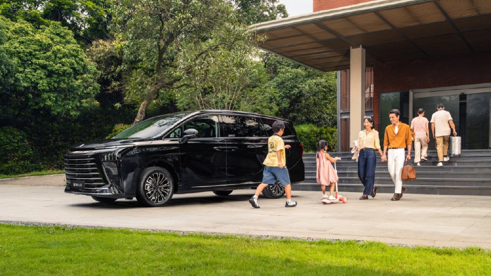 星海V9：三榜口碑第一背后的“国民MPV”硬实力