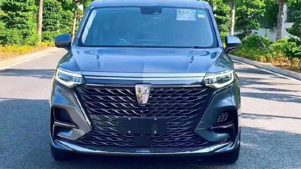 2025年MPV选购全攻略：热门车型推荐及荣威iMAX8 DMH深度解析