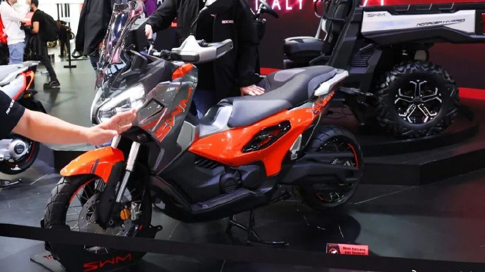 米兰车展丨鑫源新车大爆发，全球唯一250双缸ADV踏板首秀