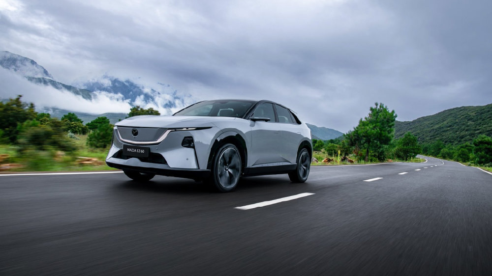 央视为马自达EZ-60首开专场，如何理解“全球好车”？