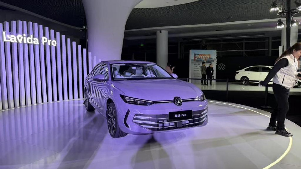 帕萨特Pro同款芯片，底盘悬架升级 朗逸Pro售8.88万起