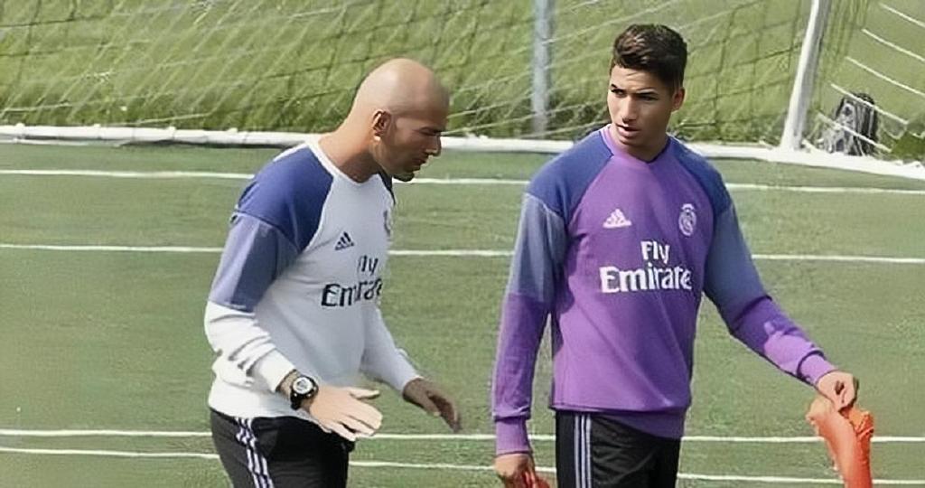 绝了!阿森西奥郁闷,女友出轨,对象是齐达内儿子,皇马:被绿了11 绝了!阿森西奥郁闷,女友出轨,对象是齐达内儿子,皇马:被绿了