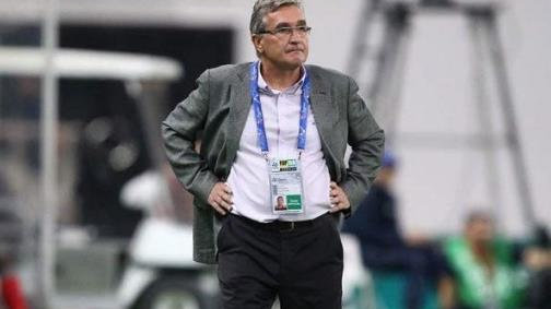 伊万怎么办？国足王牌射手5场0球，归化国脚复出5分钟被判点