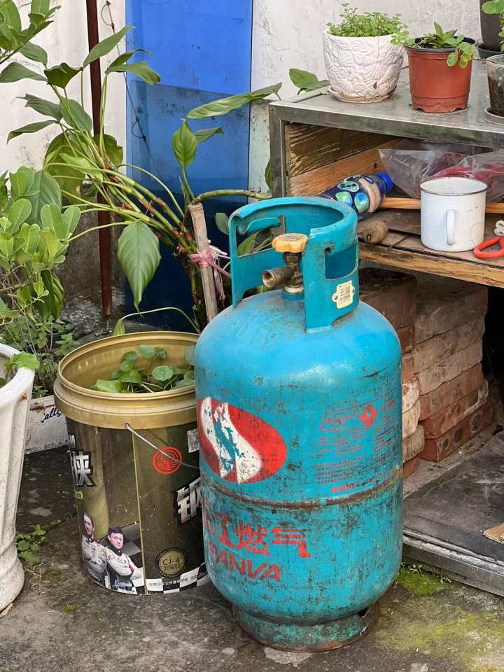 终于等到了,杭州五柳巷历史街区,陆续告别瓶装液化气休闲区蓝鸢梦想 - Www.slyday.coM 终于等到了,杭州五柳巷历史街区,陆续告别瓶装液化气休闲区蓝鸢梦想 - Www.slyday.coM