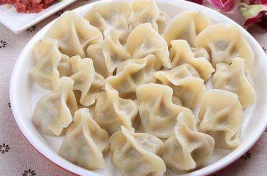 羊肉馅怎么调才香?记住两放两不放,饺子香喷喷,还鲜嫩