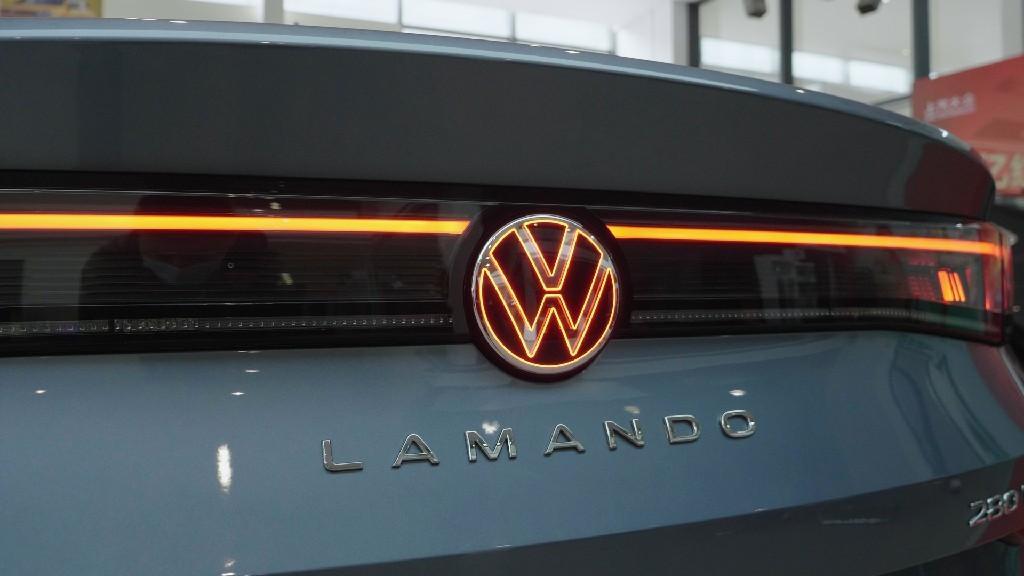 今年3款“争议”新车!网上骂声一片,没想到却混成了爆款?