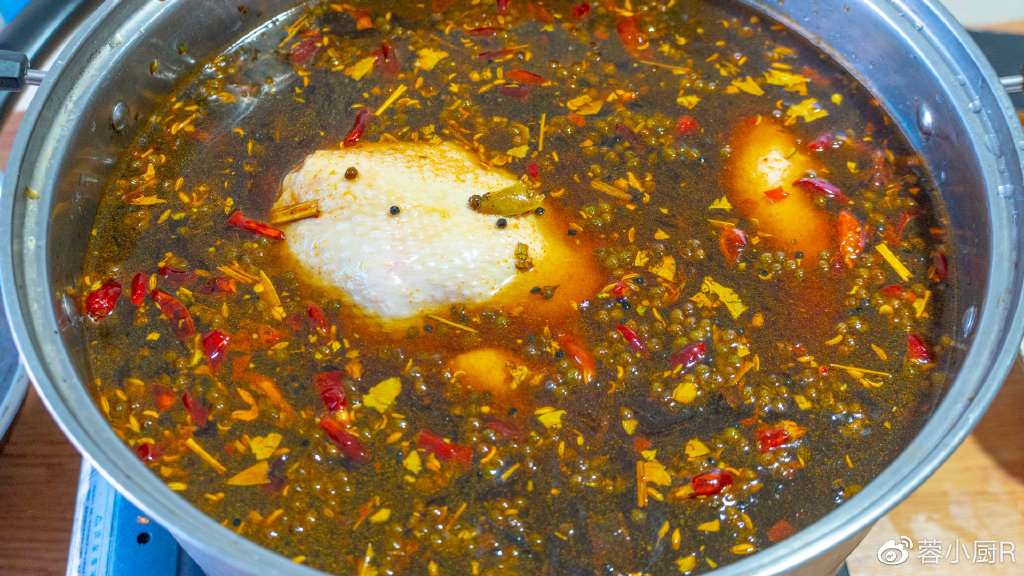 女人进入更年期，5种碱性食物要多吃，补“天然黄体酮”，老得慢-更年期女性吃什么食物对身体好窍门