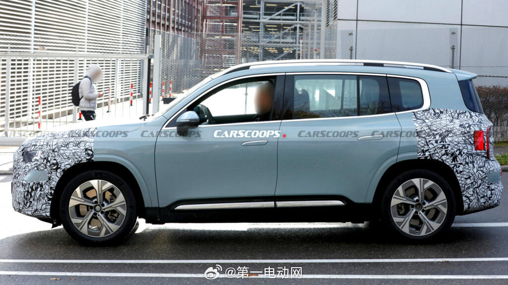 全新设计的GLB车型，借鉴了Smart精灵新能源汽车