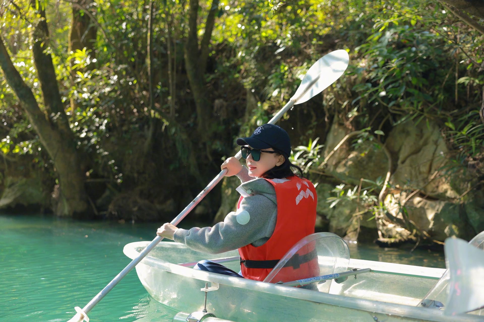 陈数推介贵州荔波小七孔，仙境绿宝石引关注
