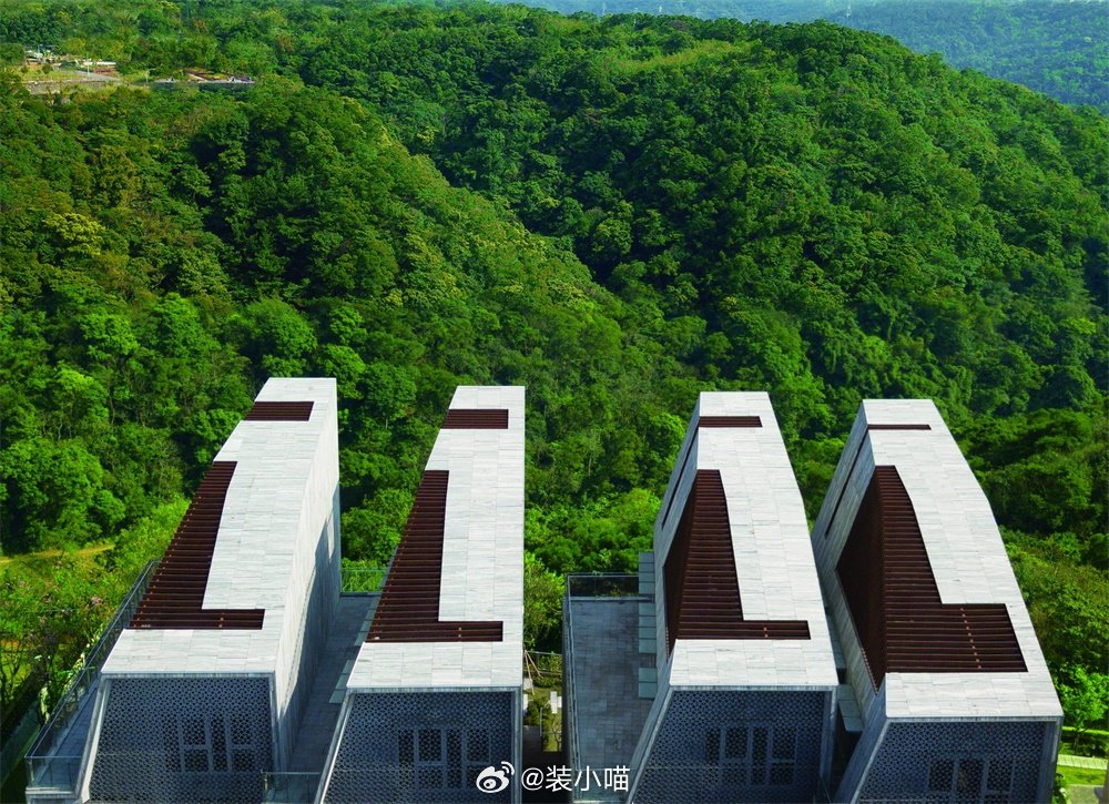 建在断崖边的家！台湾林口悬崖住宅，俯瞰茂密山谷，把自然风景装进生活