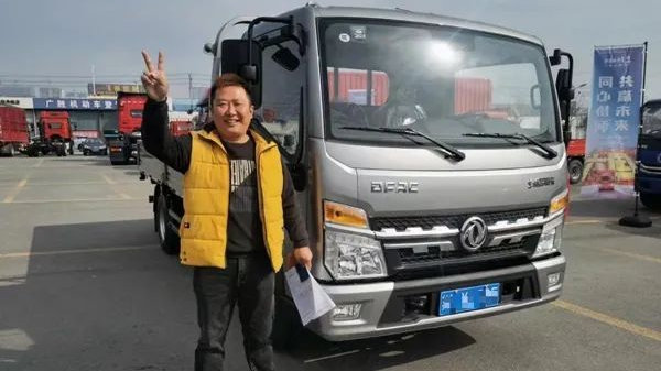 潘白军：东风多利卡十年相伴 信任常在只因品质卓越 | 卡车之友网