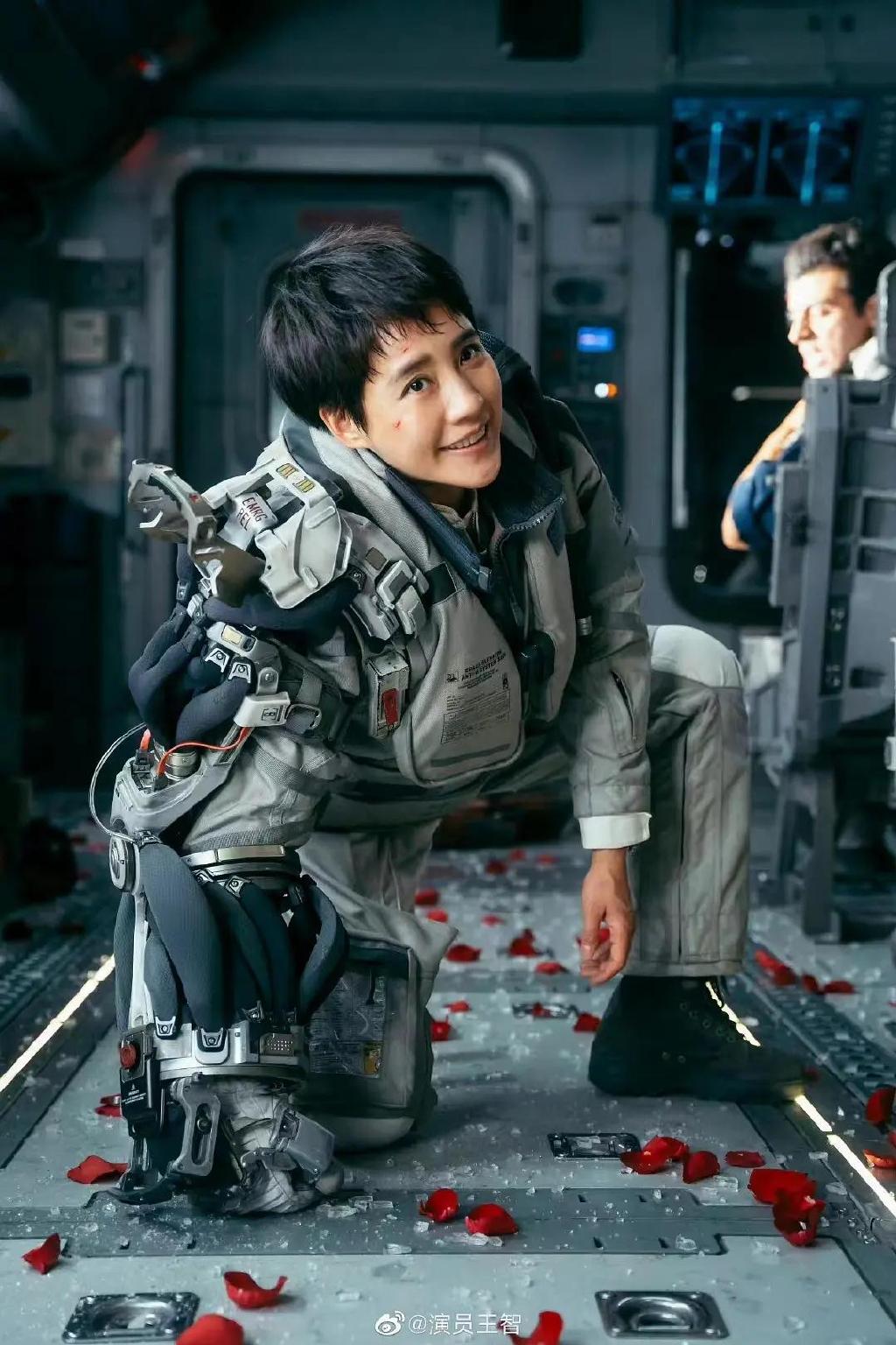 《流浪地球2》“韩朵朵”王智：大银幕女性力量的代表