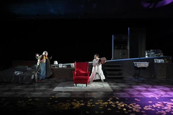 悬疑喜剧《核桃没有仁》来沪,一部戏三种结局,故事走向由观众决定休闲区蓝鸢梦想 - Www.slyday.coM 悬疑喜剧《核桃没有仁》来沪,一部戏三种结局,故事走向由观众决定休闲区蓝鸢梦想 - Www.slyday.coM