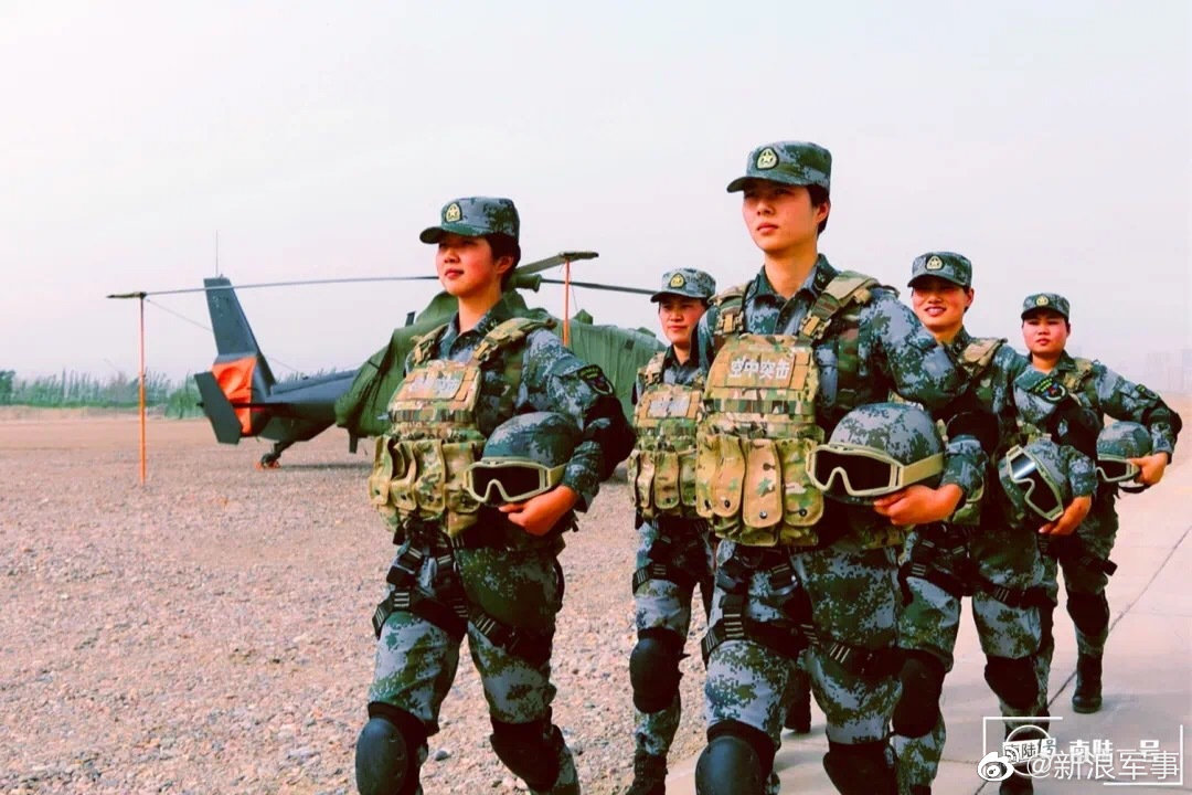 第75集团军这群空突女兵先后参加"金龙-2020"中柬联训等重大活动