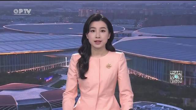 “全系超充”“大圆柱”行业巨头领衔动力电池技术革新