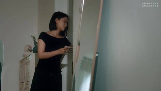 年长者是无法被打动的，早已有人为他翻山越岭，跋山涉水过