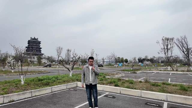 至高补11000元,家庭智驾SUV极狐阿尔法T5闭眼入