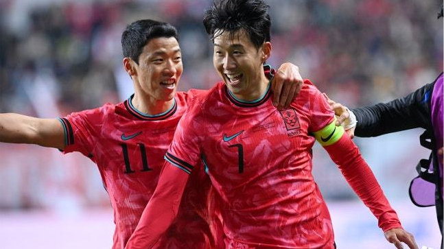 韩足晚报（2025.11.14）——两球完胜玻利维亚，韩国拿到关键胜利