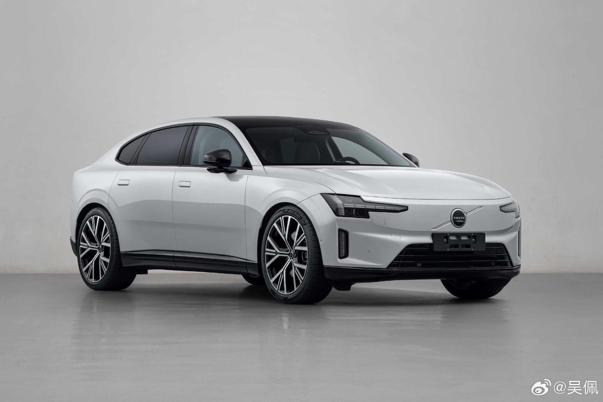 沃尔沃ES90申报图曝光，车长5米轴距3米1配备掀背尾门