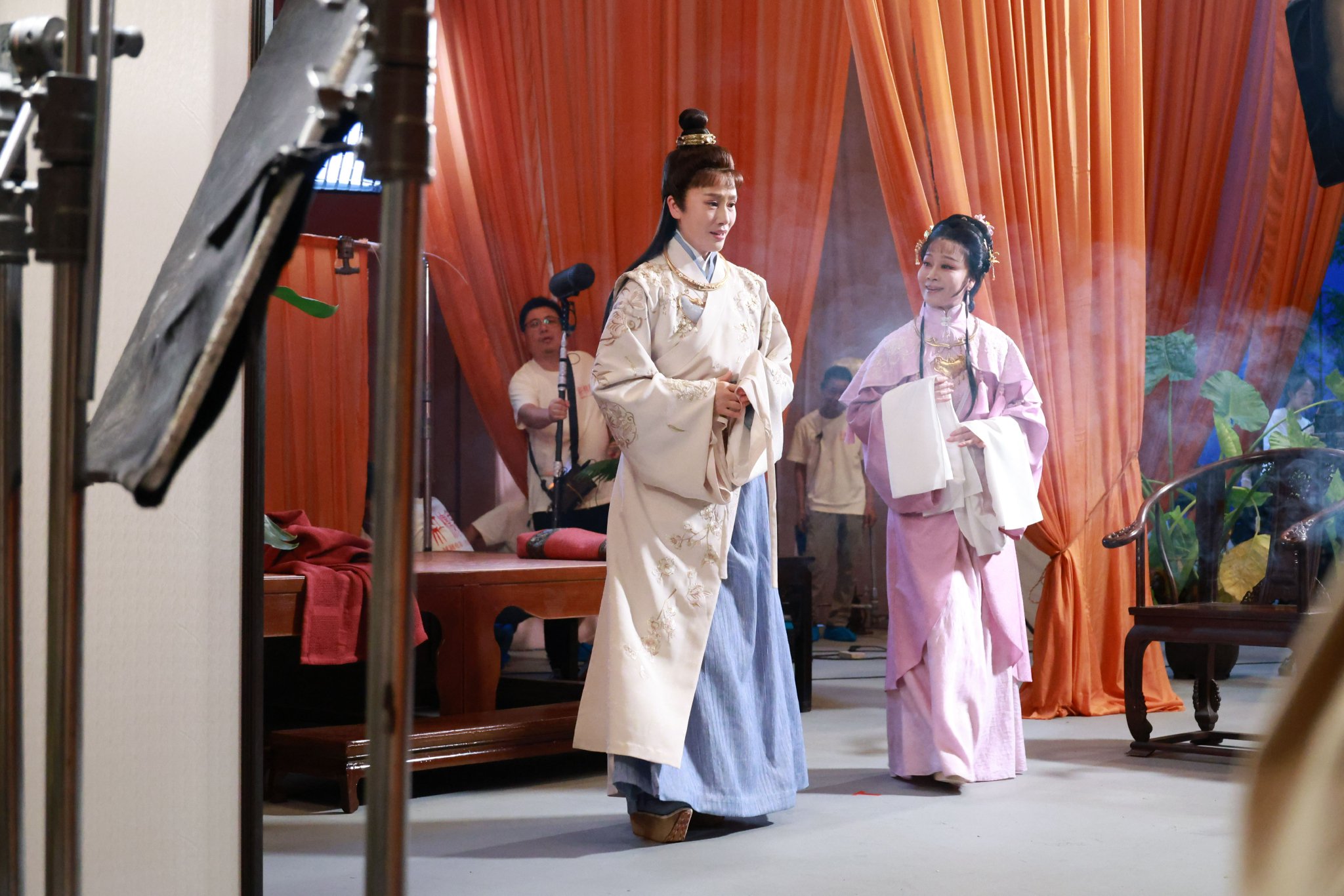 越剧电影《红楼梦》开拍，王君安领衔金鸡导演梅花名家
