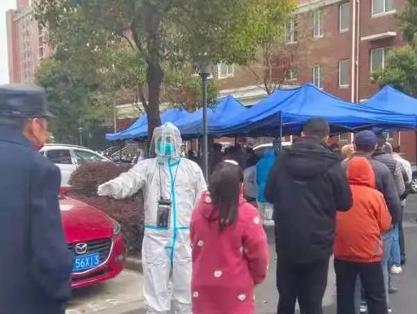 当“纪检人”化身“战役白”......有哪些暖心的故事?休闲区蓝鸢梦想 - Www.slyday.coM 当“纪检人”化身“战役白”......有哪些暖心的故事?休闲区蓝鸢梦想 - Www.slyday.coM