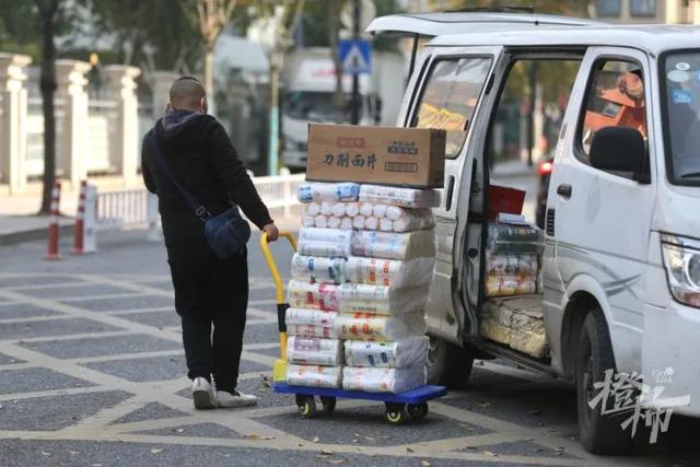 杭州健康码变黄该怎么办?权威回应来了!今天刷屏的天使照,当事人找到了!休闲区蓝鸢梦想 - Www.slyday.coM 杭州健康码变黄该怎么办?权威回应来了!今天刷屏的天使照,当事人找到了!休闲区蓝鸢梦想 - Www.slyday.coM