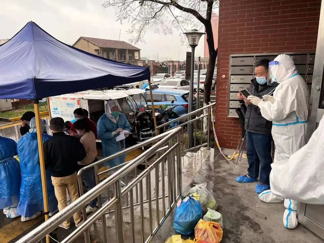 当“纪检人”化身“战役白”......有哪些暖心的故事?休闲区蓝鸢梦想 - Www.slyday.coM 当“纪检人”化身“战役白”......有哪些暖心的故事?休闲区蓝鸢梦想 - Www.slyday.coM