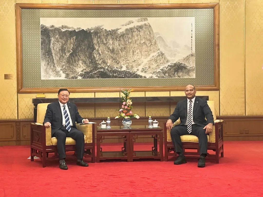 中交集团主要领导拜会瑙鲁总统阿迪昂|瑙鲁|中交集团|王彤宙_新浪新闻