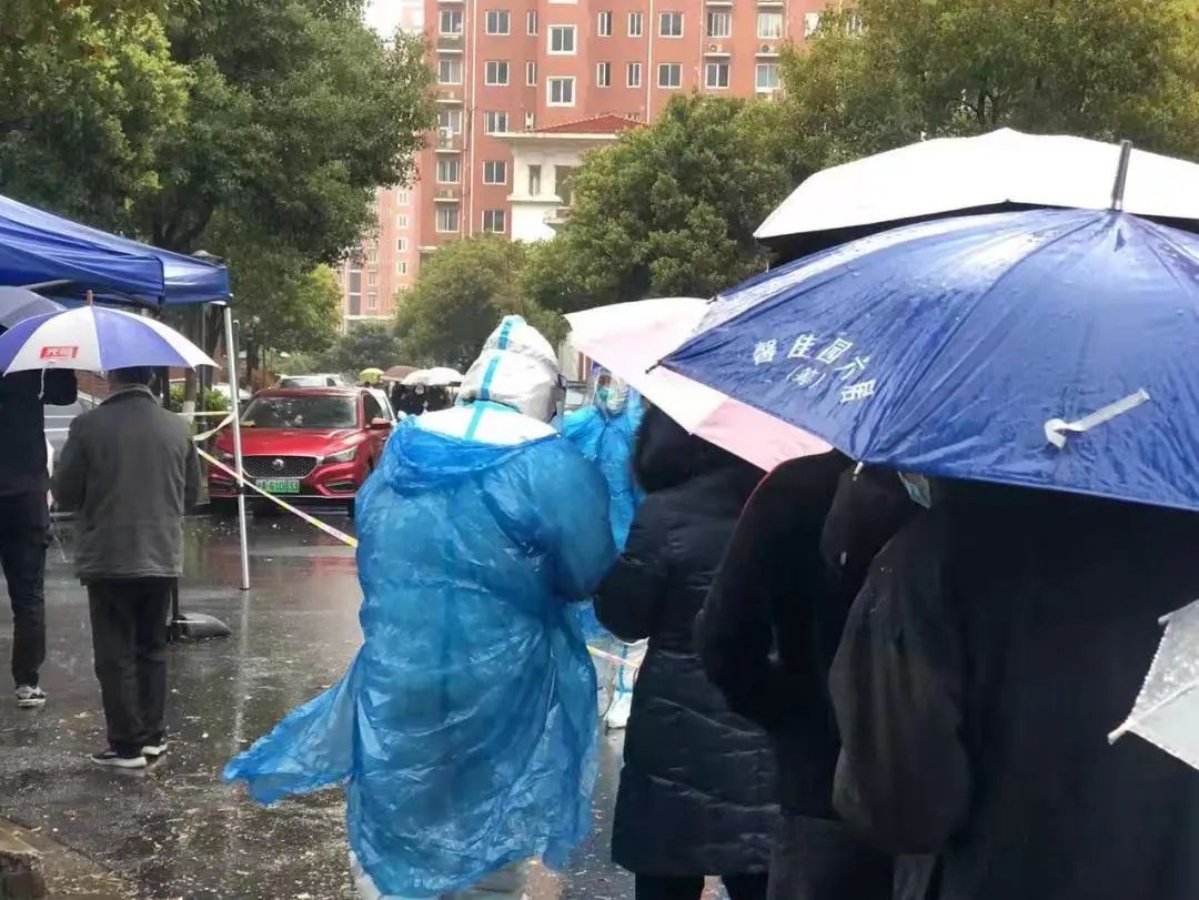 当“纪检人”化身“战役白”......有哪些暖心的故事?休闲区蓝鸢梦想 - Www.slyday.coM 当“纪检人”化身“战役白”......有哪些暖心的故事?休闲区蓝鸢梦想 - Www.slyday.coM