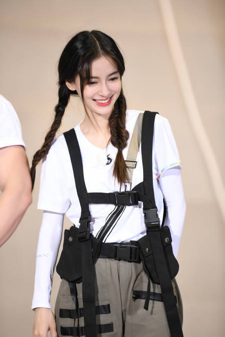 Angelababy双马尾 霸气,angelababy双马尾 angelababy 这个双马尾真的很绝,发量多不说
