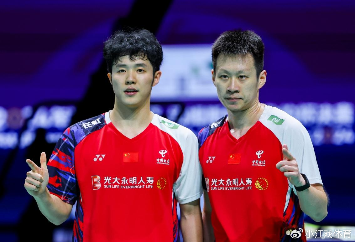 一轮游，何济霆/任翔宇痛失好局，马来西亚公开赛首轮1-2告负