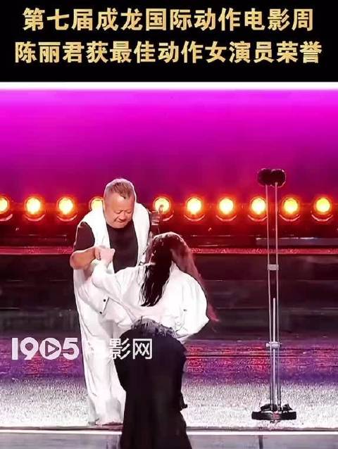 三天得两奖，前辈们都好欣赏君君
