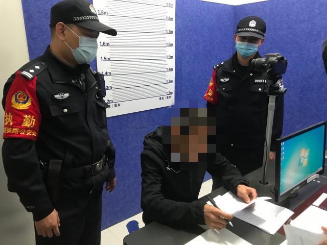 深圳男子带近30个打火机进站,被拦下后殴打安检员被拘休闲区蓝鸢梦想 - Www.slyday.coM 深圳男子带近30个打火机进站,被拦下后殴打安检员被拘休闲区蓝鸢梦想 - Www.slyday.coM