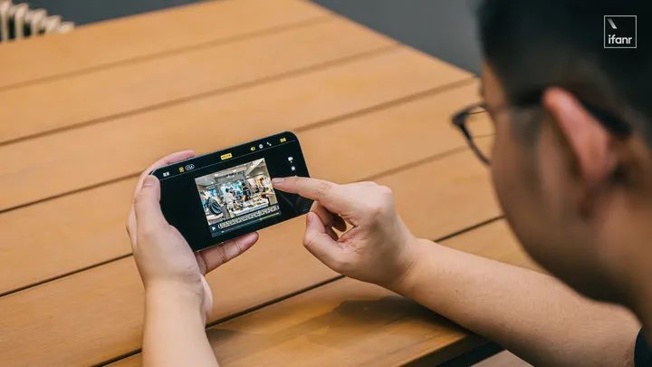 iPhone 13 Pro Max 首发评测:A15 强得很,但主战场并不在游戏休闲区蓝鸢梦想 - Www.slyday.coM iPhone 13 Pro Max 首发评测:A15 强得很,但主战场并不在游戏休闲区蓝鸢梦想 - Www.slyday.coM