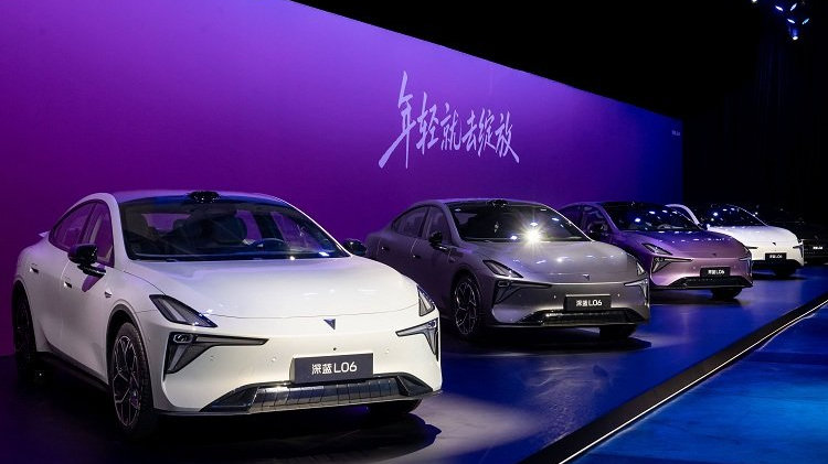 操控敢和Model 3 对标？深蓝L06底盘技术解读