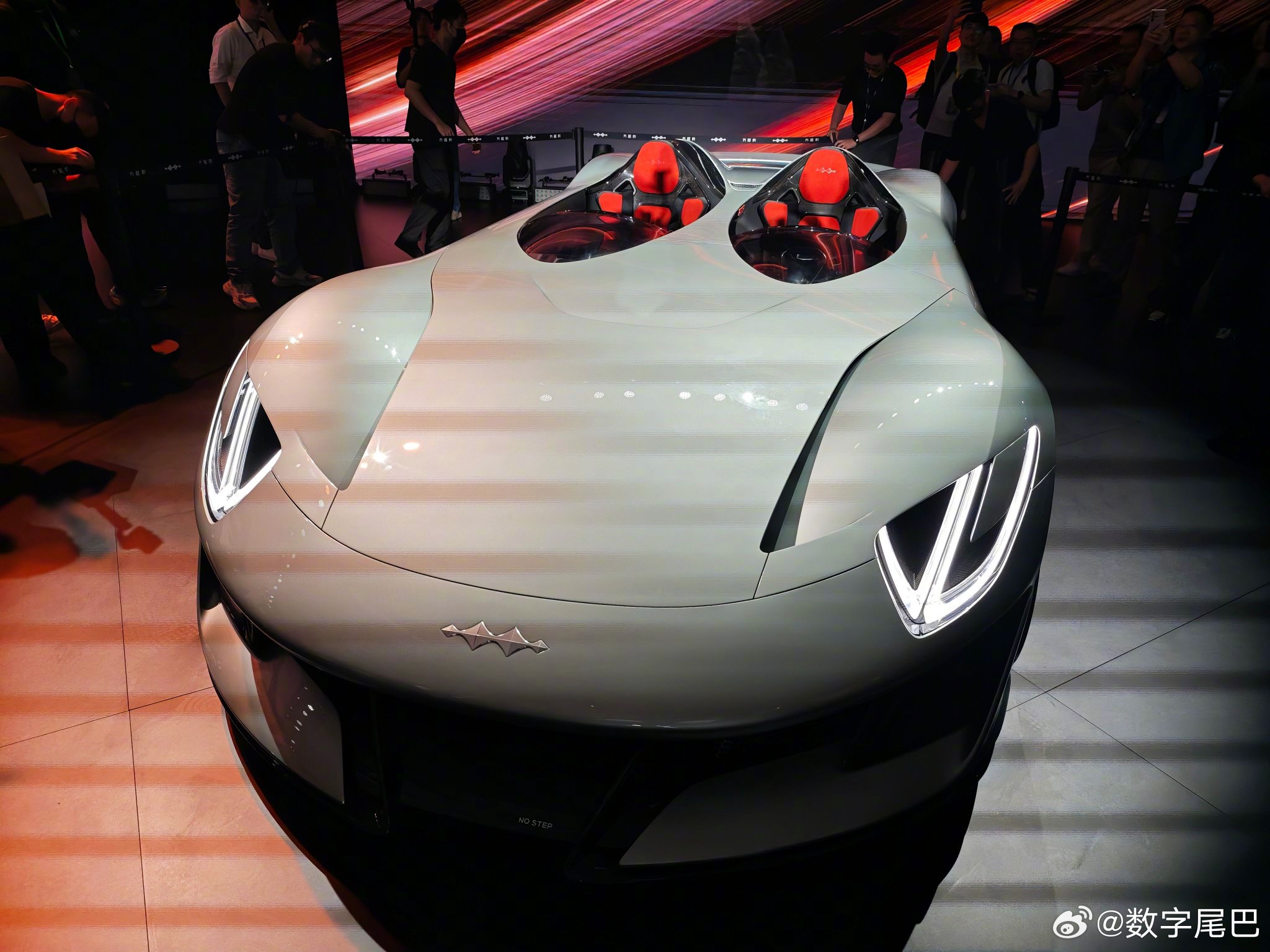 方程豹 Super 9 真车实拍，1 - 10分，打几分？