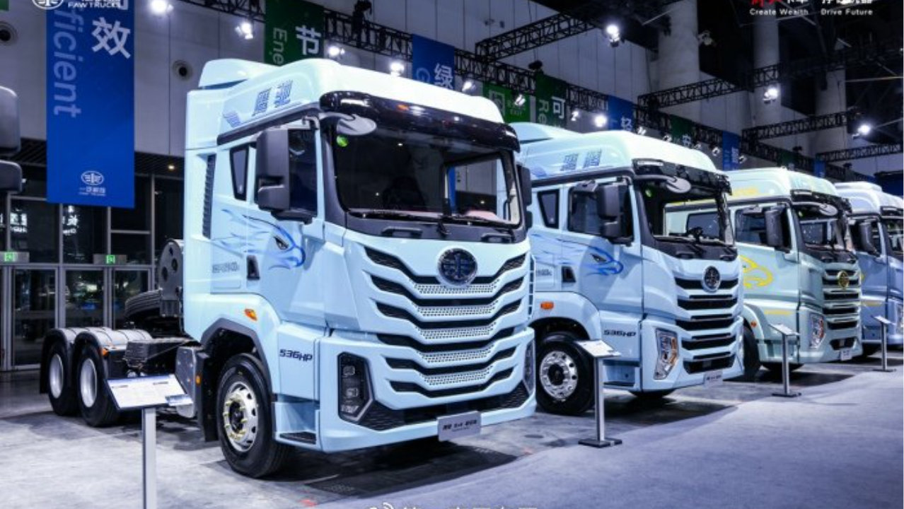 牵引车1月销5.5万辆大增超5成！重汽/解放争冠，东风/徐工翻倍领涨