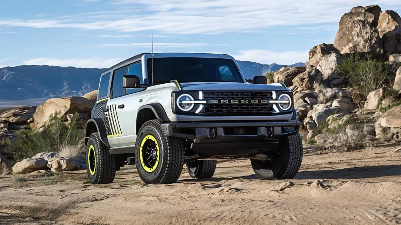 海外硬派改装力作！福特烈马Bronco RTR官图发布，预计明年交付