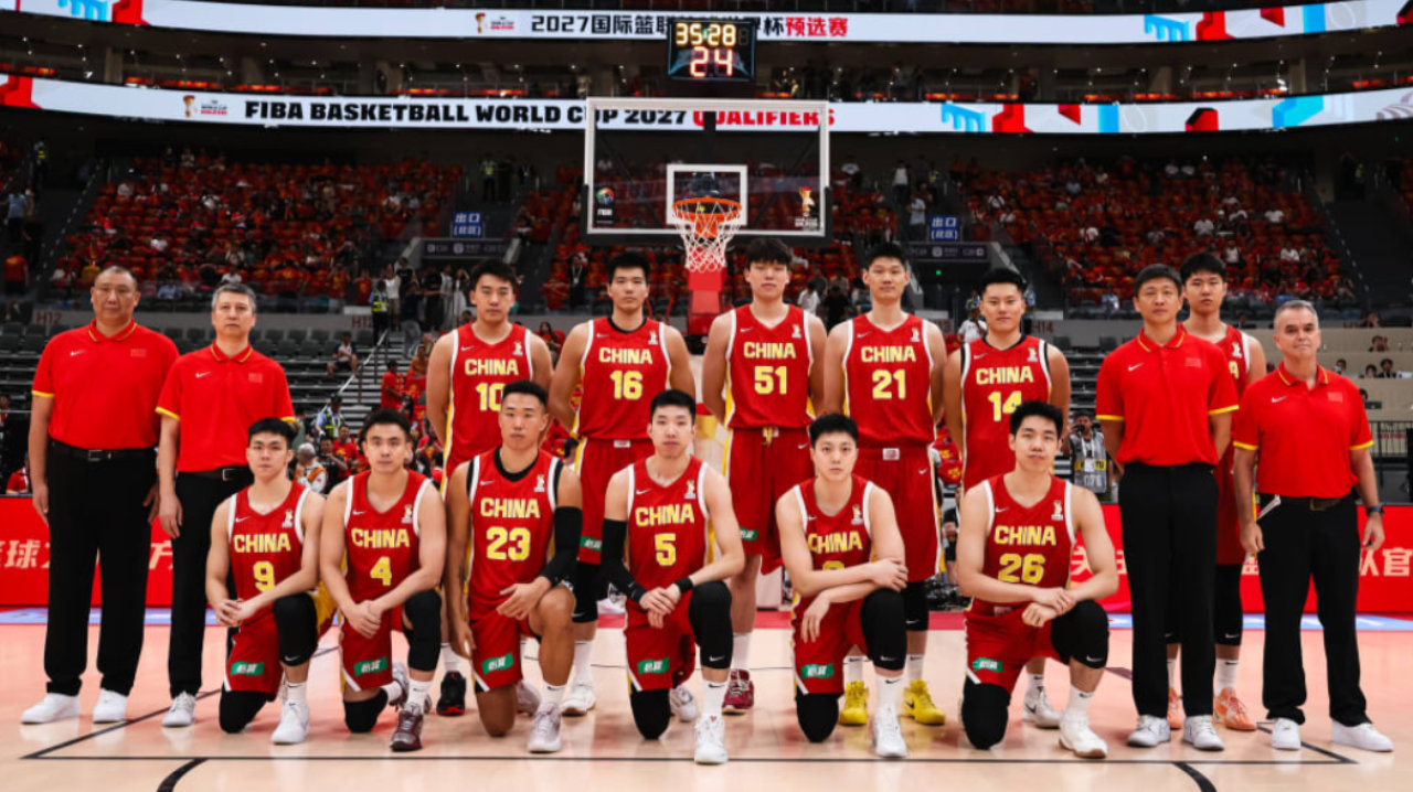 男篮晋级形势更新:杨瀚森准绝杀改变D组大局 余下4场胜3场就稳了 男篮晋级形势更新:杨瀚森准绝杀改变D组大局 余下4场胜3场就稳了