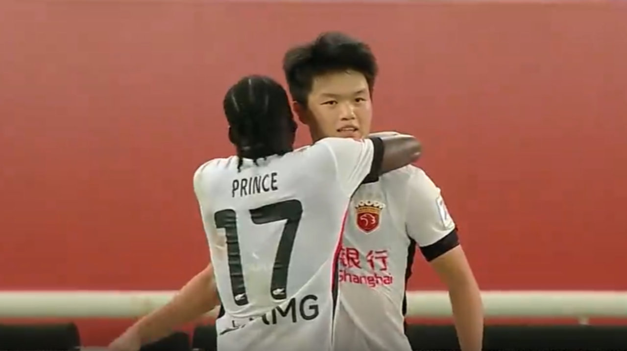 0-3！山东泰山“窝囊”出局，海港变阵后效果明显，赛季颗粒无收