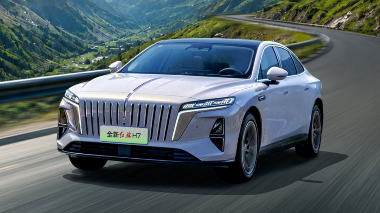 全新红旗H7上市：中大型插混轿车，两驱/四驱可选
