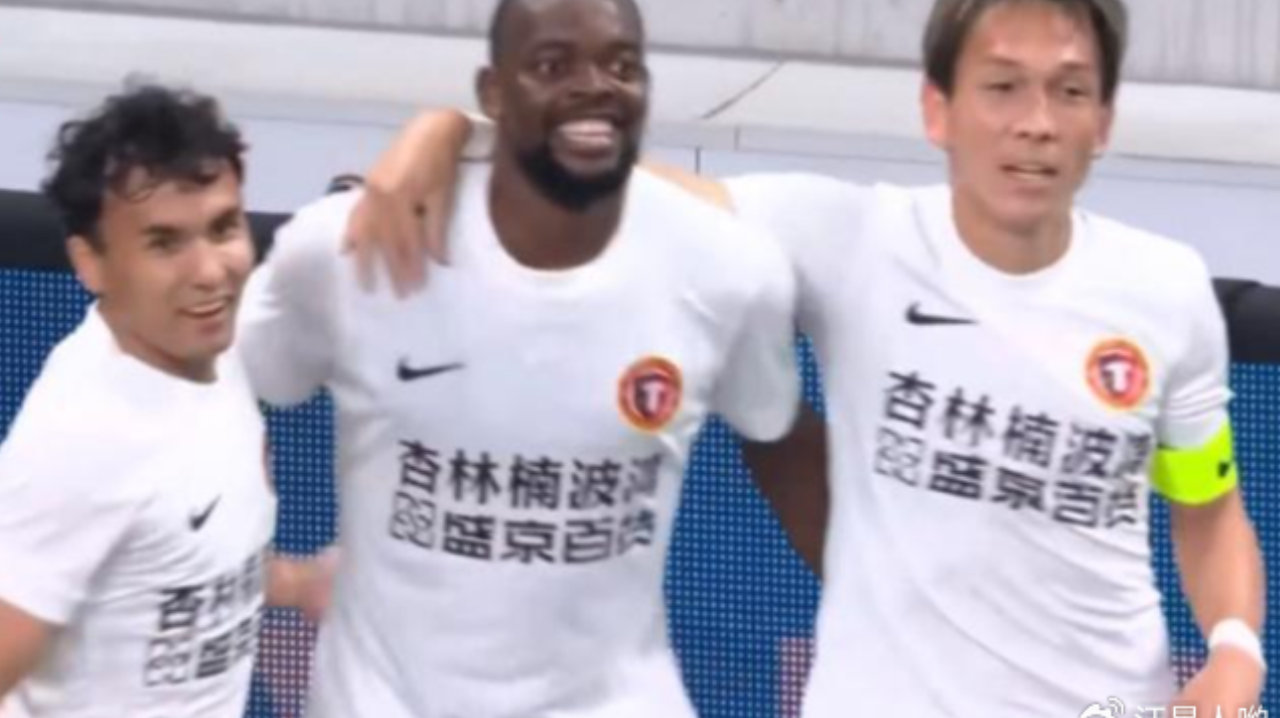 4-0!辽宁铁人大爆发,基本完成保级,但“喜忧参半”,主力伤退 4-0!辽宁铁人大爆发,基本完成保级,但“喜忧参半”,主力伤退