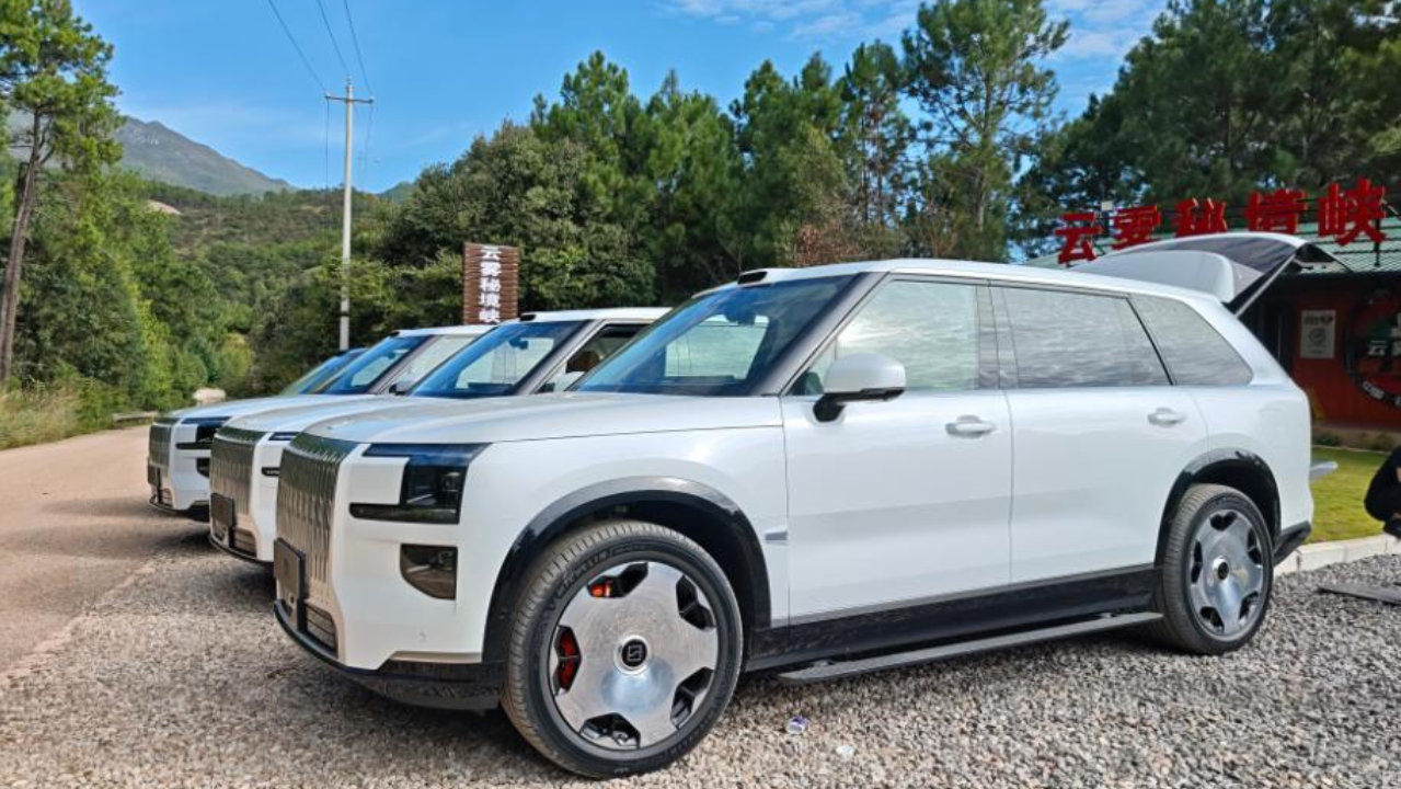 国内“45万元以上”旗舰汽车：排第一的车型，单月零售量超8000台