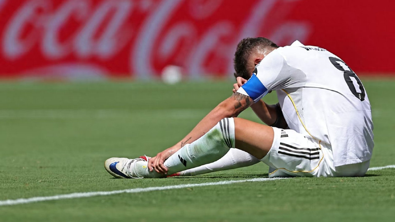 利物浦太子在皇马水土不服 阿诺德左腿股四头肌直肌拉伤 缺席2月