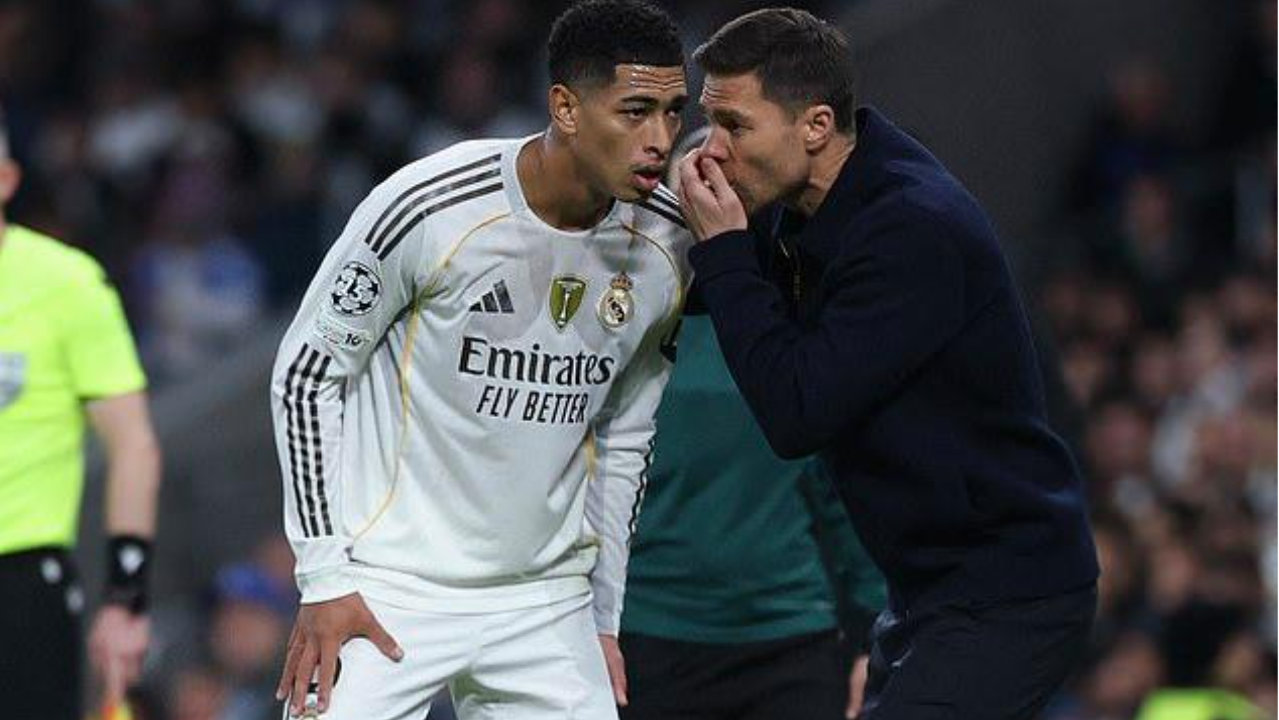 贝林厄姆赛后直播爆粗口！主持人被迫道歉，仍力挺阿隆索