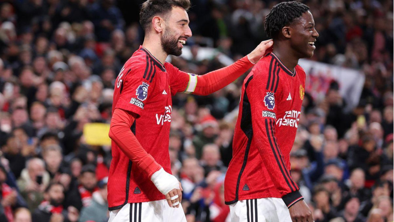 曼联中场要崩？B费赛季末离队，梅努无球可踢，引援名单已锁定3人