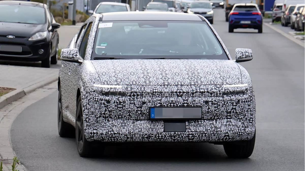 现代IONIQ3即将全球首发，400V架构，定位小型SUV