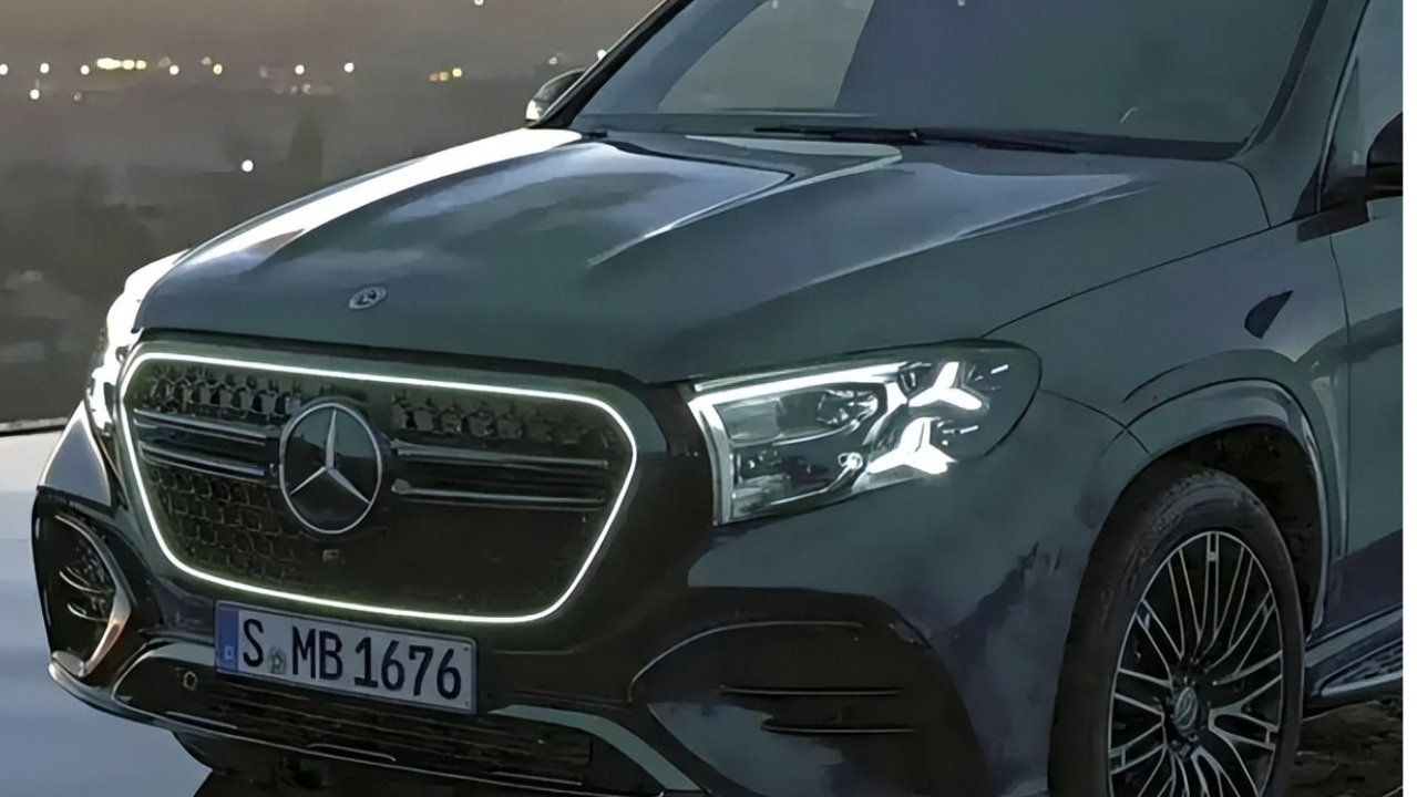 百万级SUV市场洗牌，奔驰GLS被迫二次中改，老大哥也要下场卷车机