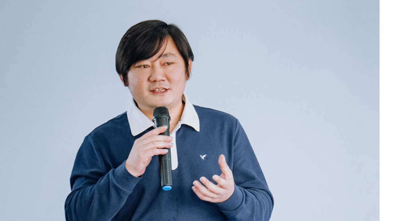 我们为张雪欢呼，但中国摩托不能只靠一个“英雄”