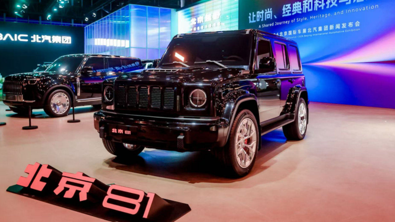 顶流硬核秀！雷军李想朱华荣打卡，吴京等助阵，北京越野霸屏车展